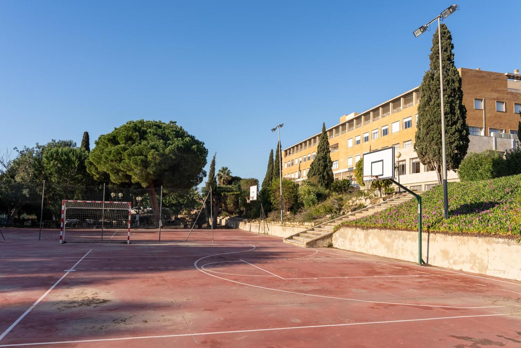 Costablanca Explore Hostel Sports & Events La Mariña Exteriör bild
